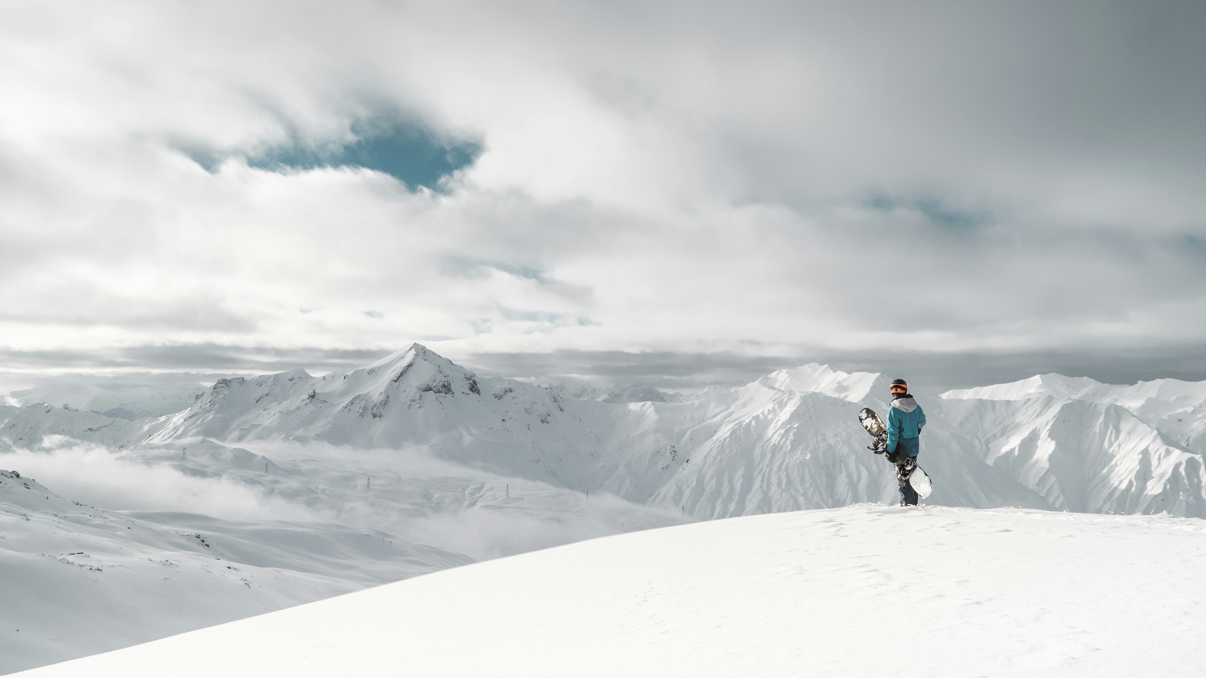 Founder on the mountain